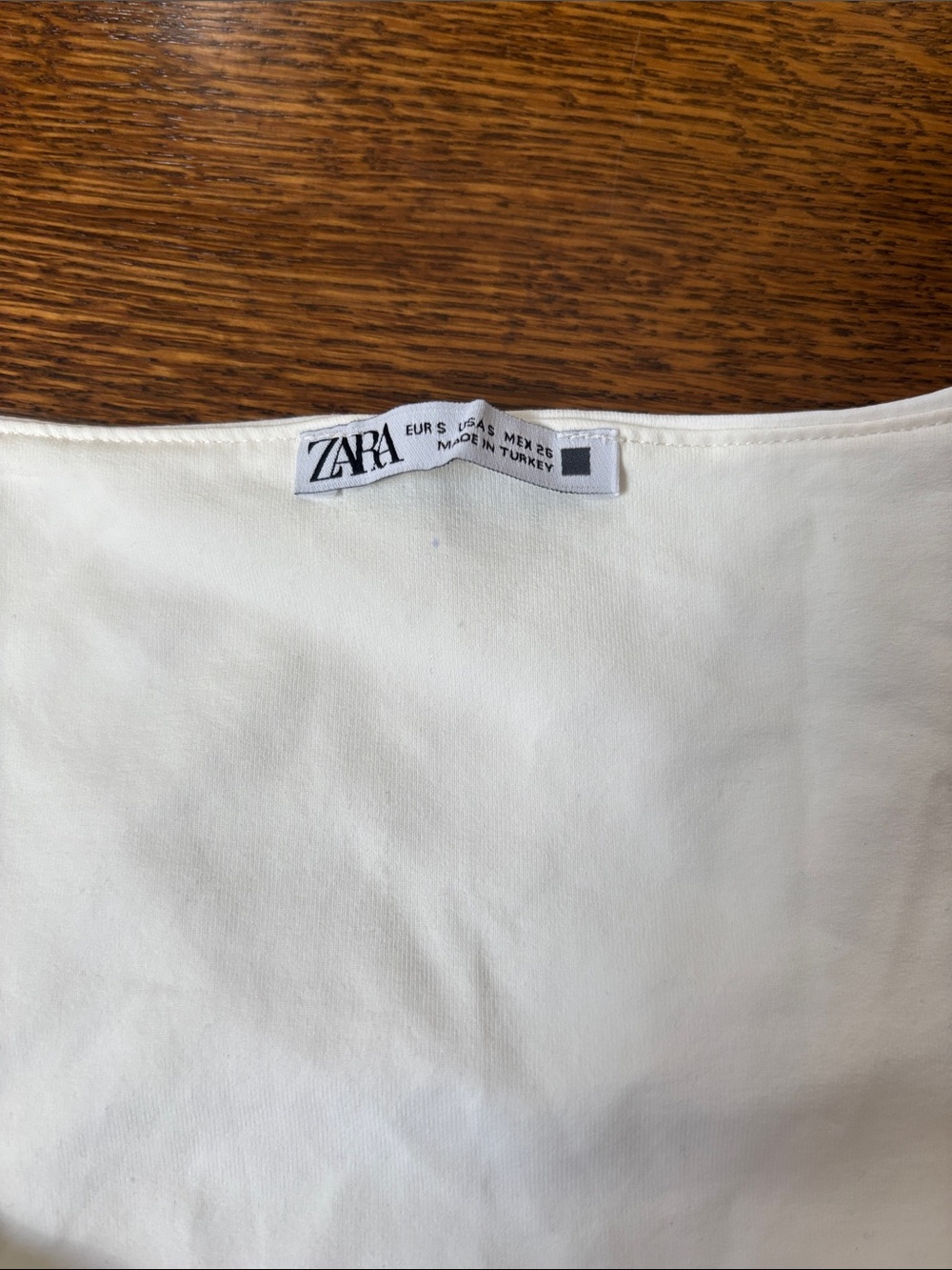 Zara Women’s Scoop Neck Tank Top in Cream - Picture 2 of 2